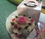 フラワーケーキ♪｜「オランダヤ」　（長崎県長崎市の花キューピット加盟店 花屋）のブログ